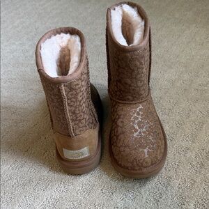 UGG Kids Brown Glitter Floral Lined Boots